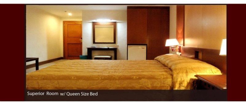 Cherry Blossoms Hotel Manila Kültér fotó