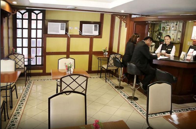 Cherry Blossoms Hotel Manila Kültér fotó